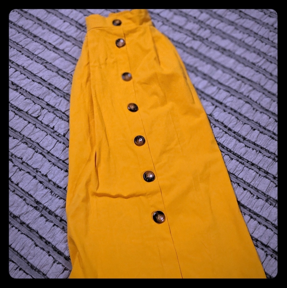 🔴SOLD🔴🍃 A-line Skirt🍃